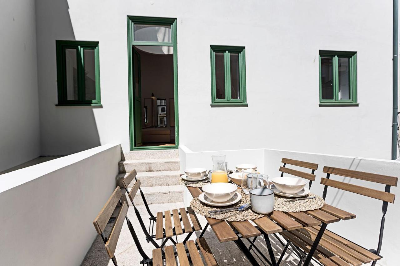 D. Joao IV Apartments By Lovelystay Porto Exterior foto