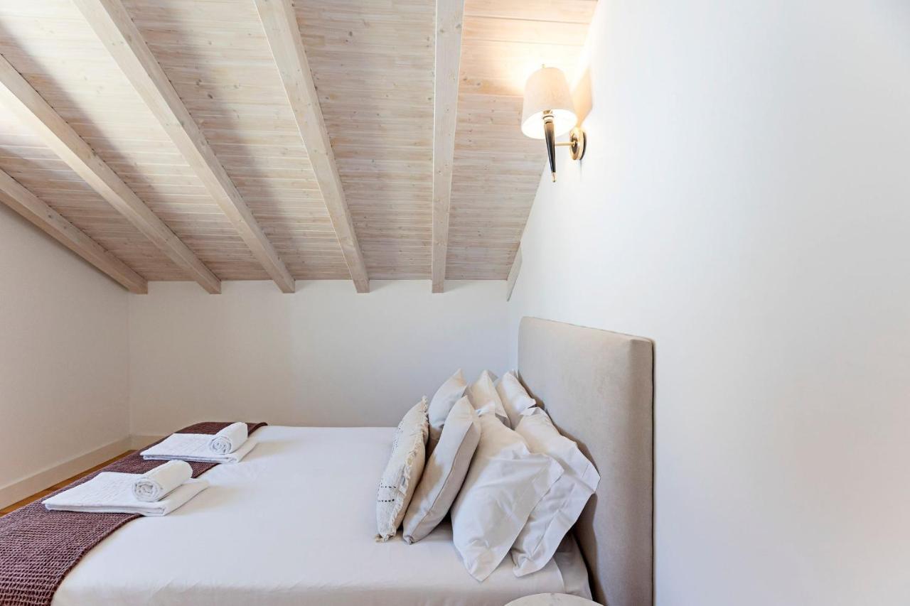 D. Joao IV Apartments By Lovelystay Porto Exterior foto